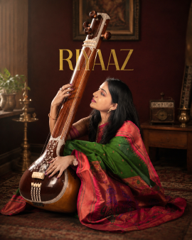 Shivani Dighe Deshmukh with tanpura